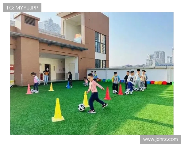 足球训练中的力量训练与持久耐力提升