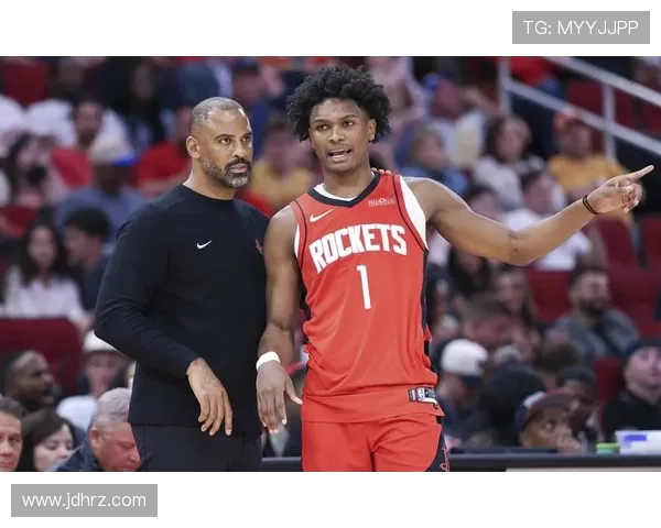 2021年火箭队备战策略与关键球员表现分析