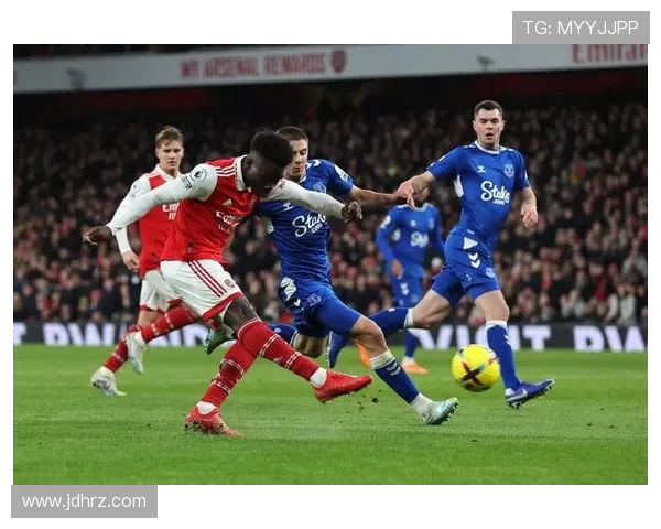 英超埃弗顿球队Cenk的转会历程与表现分析