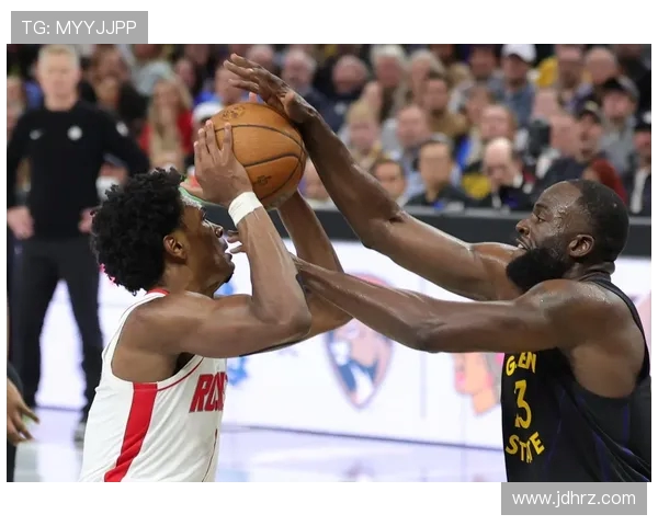 2018年NBA常规赛火箭对阵勇士全场录像回放及比赛结果分析